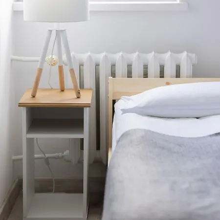 Bright Apartament Wola Ideal For Remote Work By Renters Apartment *