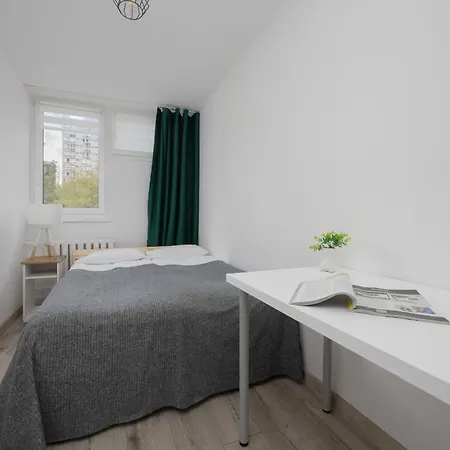 Bright Apartament Wola Ideal For Remote Work By Renters Apartment