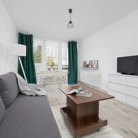 Apartamento Bright Apartament Wola Ideal For Remote Work By Renters Varsovia